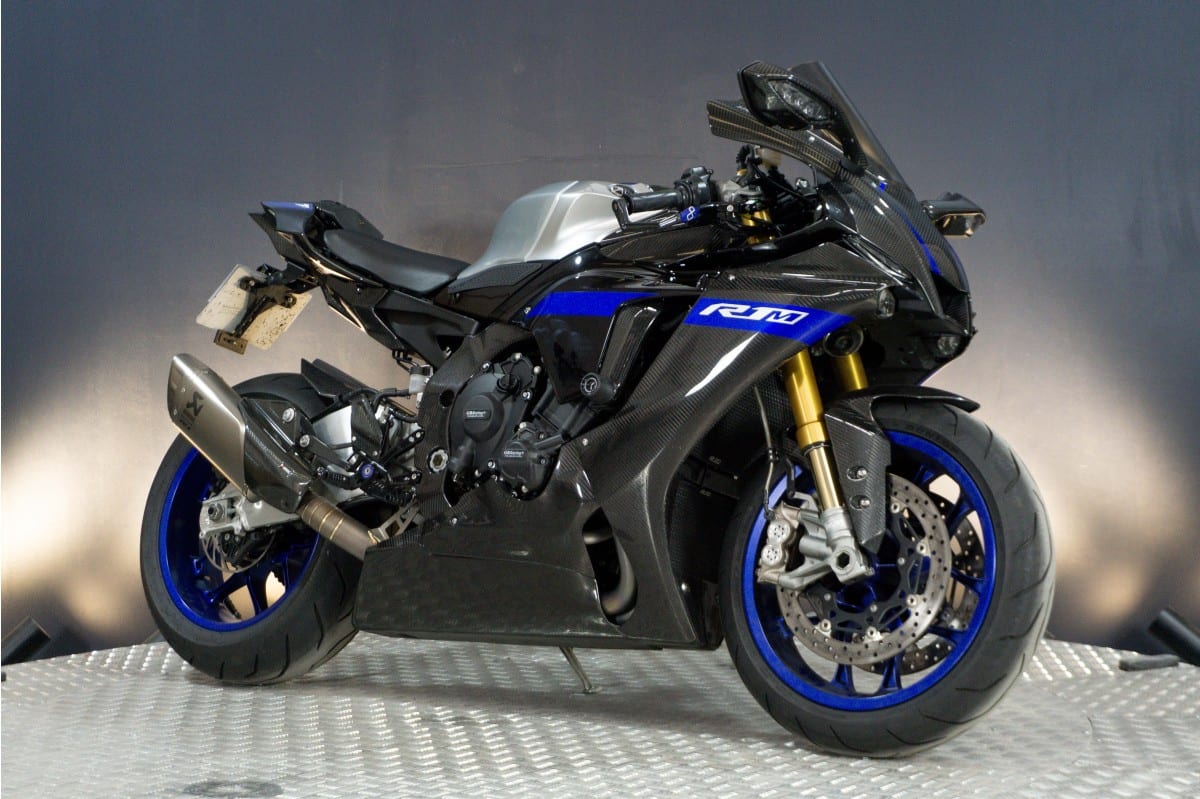Yamaha R1M