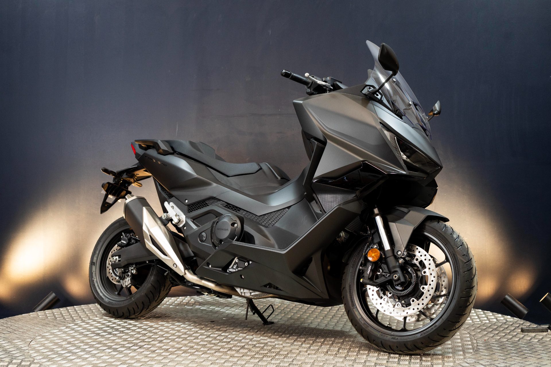 Honda Forza 750