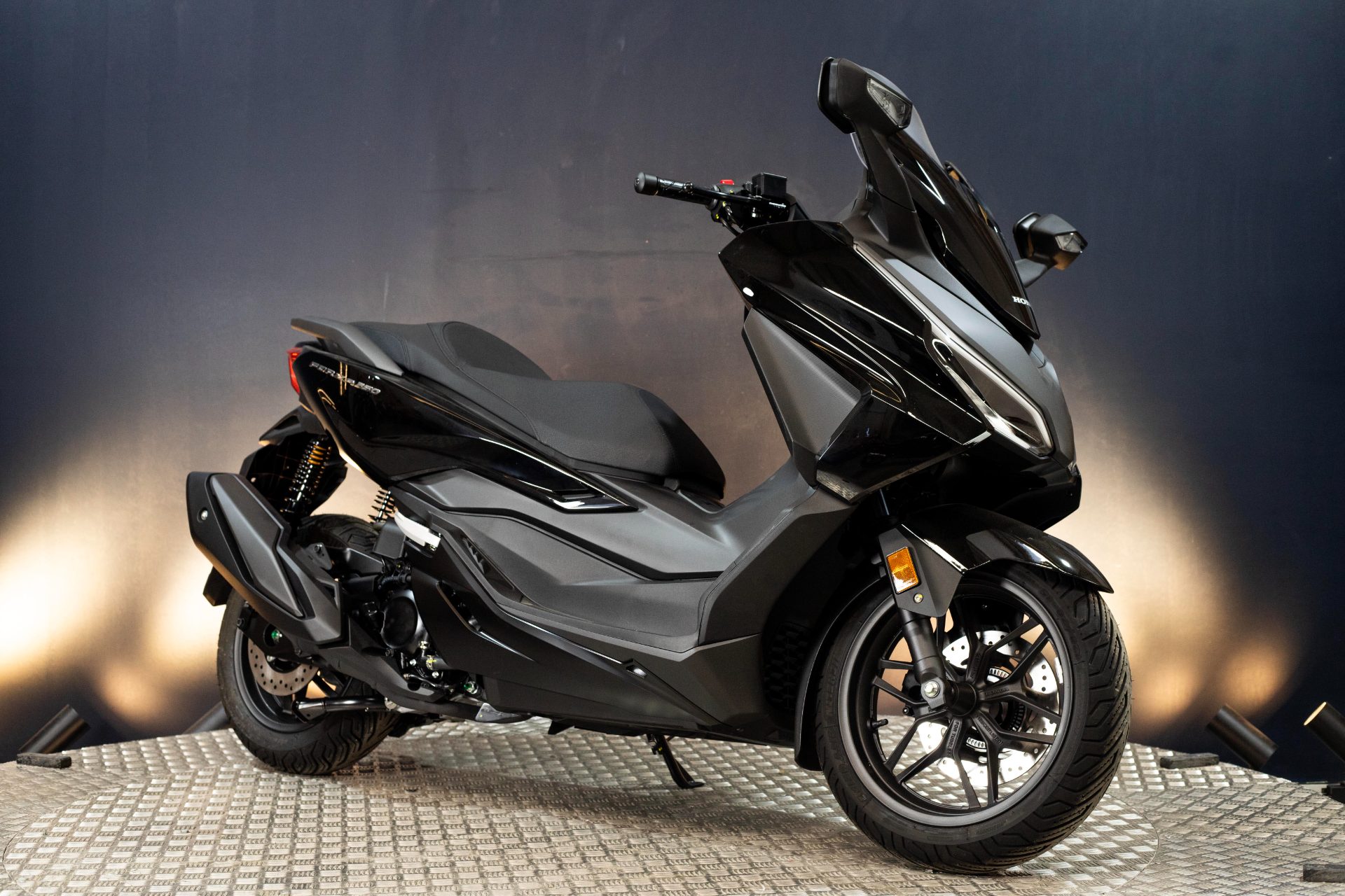 Honda Forza 350