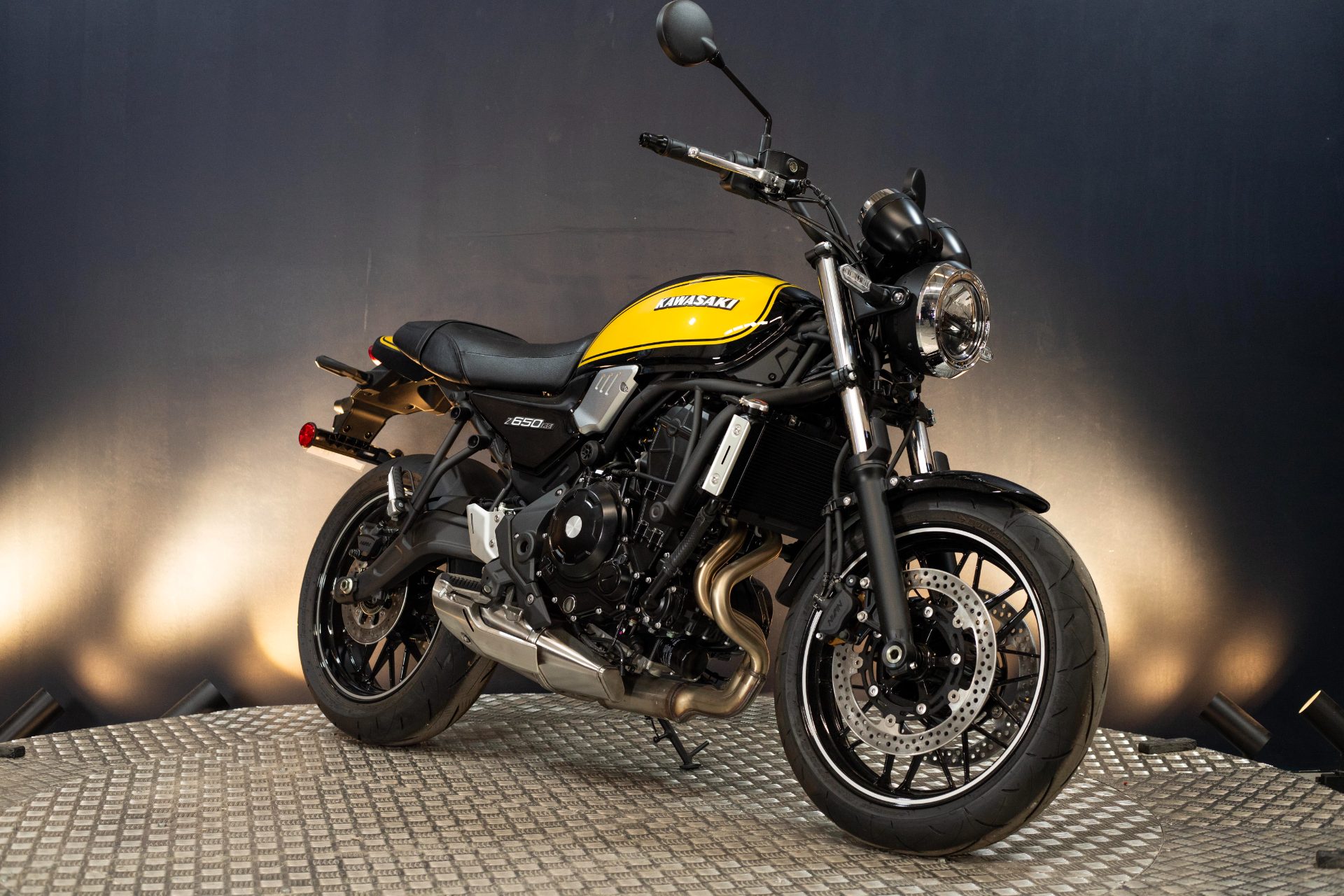 Kawasaki Z650RS