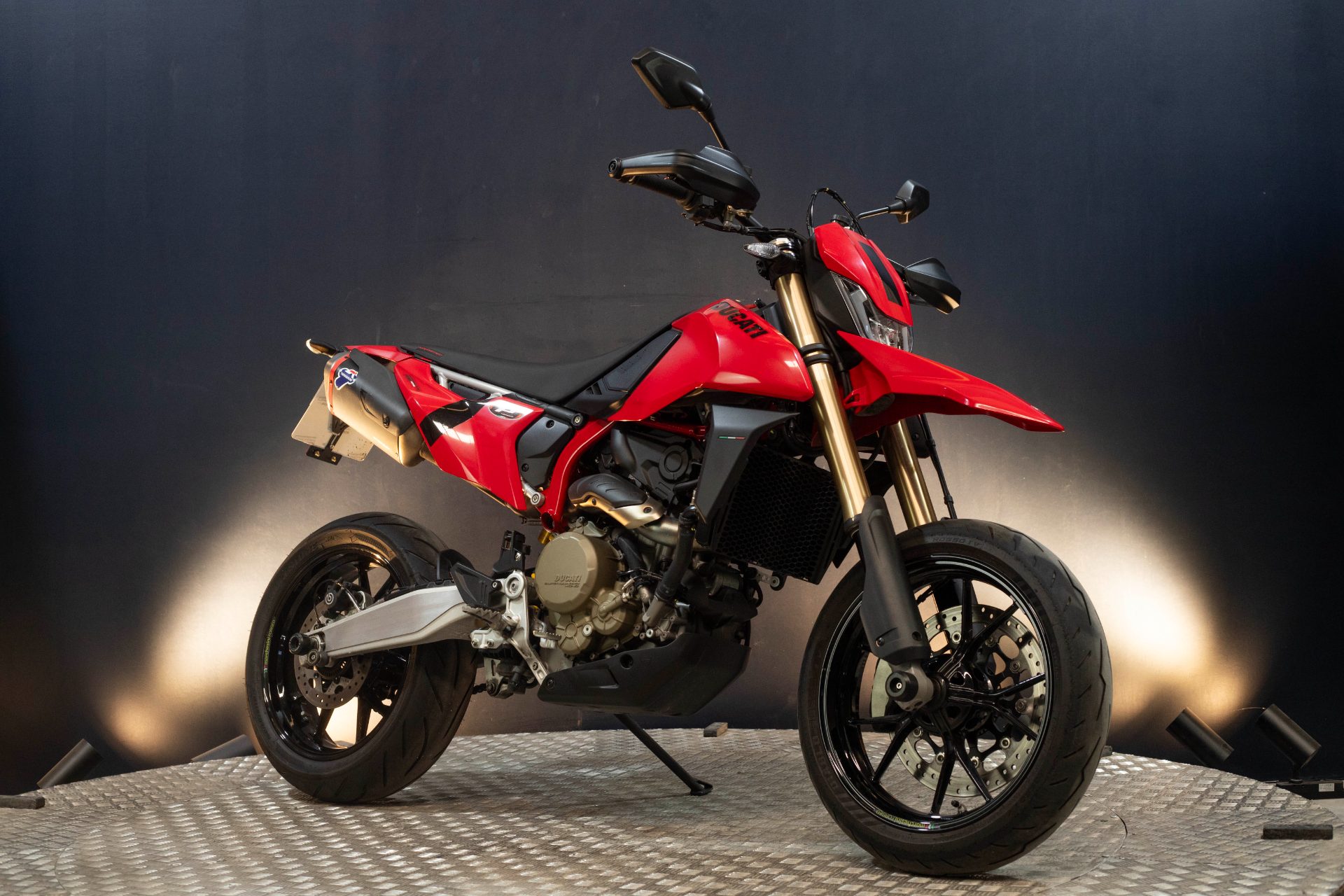 Ducati 698 Mono