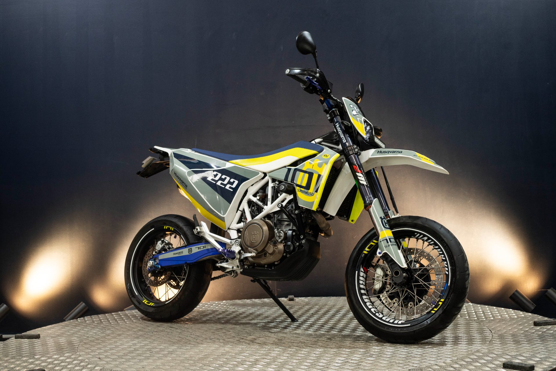 Husqvarna 701 Supermoto