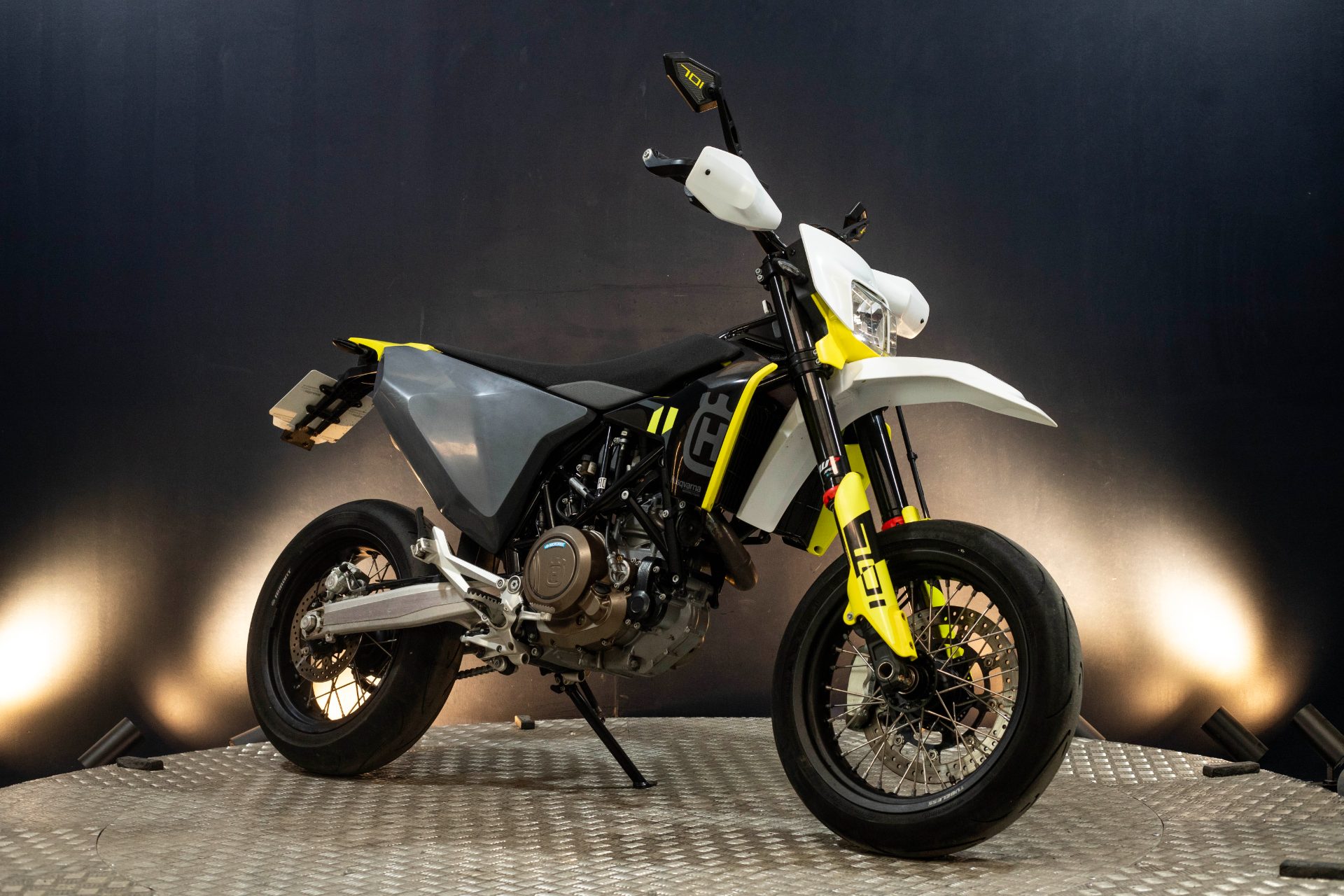 Husqvarna 701 Supermoto