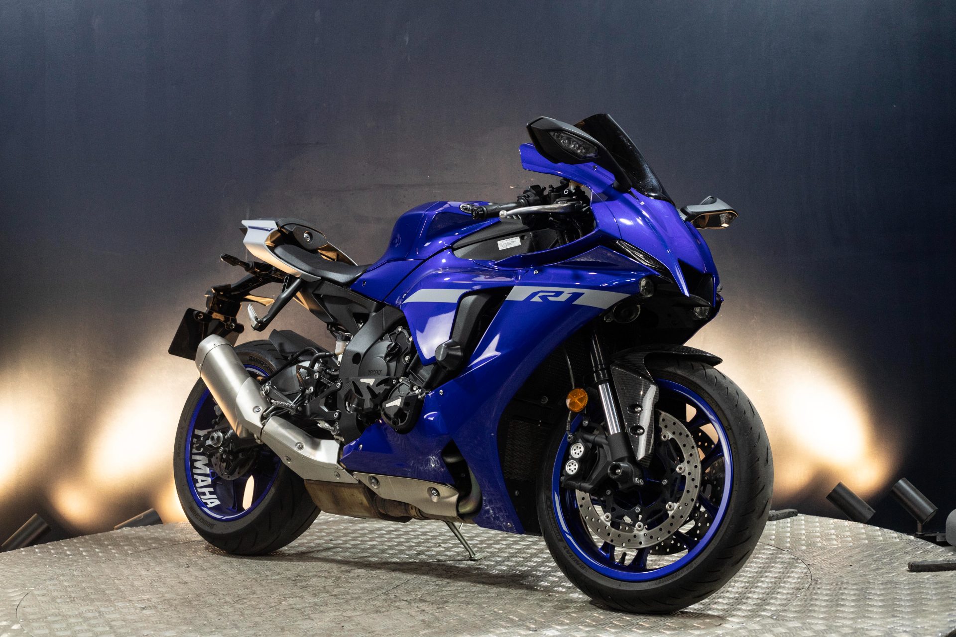 Yamaha YZF-R1